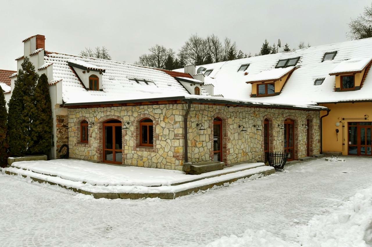 Zamecka Fortovna Obora - Forester House Kaznejov Exterior photo